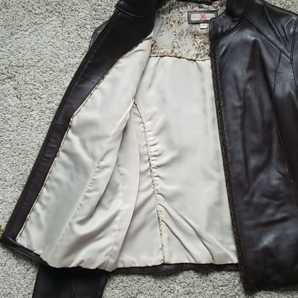 Brown Leather Jacket - Picture 5 of 6